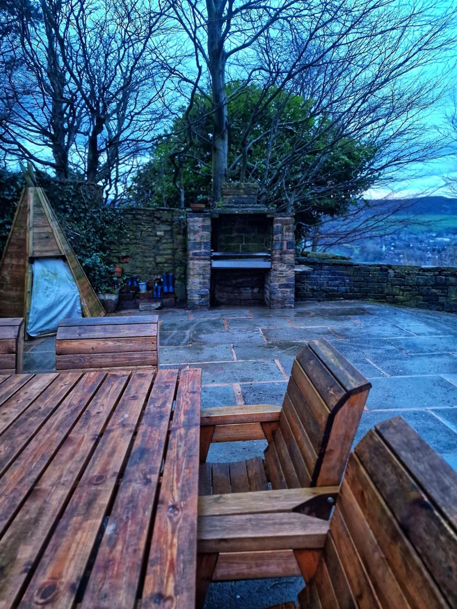 The Lodge@ Beechwood House Mossley Exterior photo